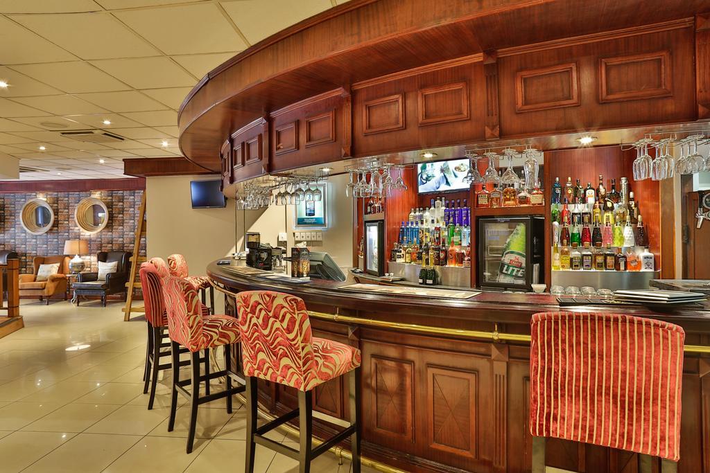 Birchwood Hotel And Or Tambo Conference Centre Boksburg Bagian luar foto