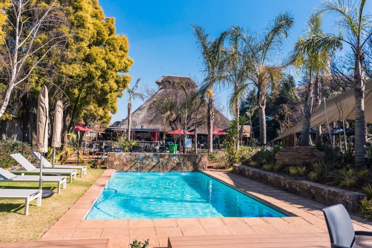 Birchwood Hotel And Or Tambo Conference Centre Boksburg Bagian luar foto